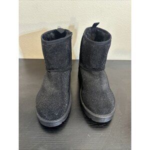 Women’s Torrid Boots Rhinestones Black Fur Inside Size 8 WW